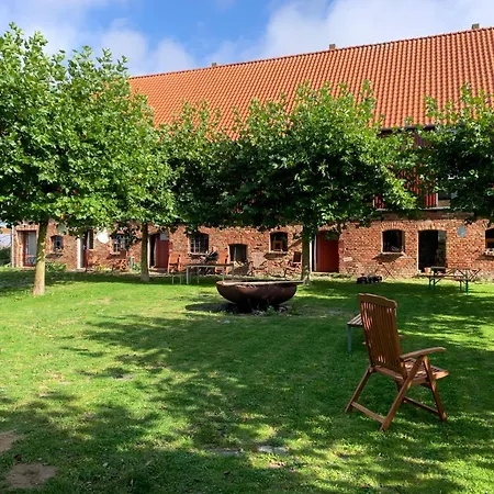 Enkelburg منتزه العطل